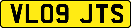 VL09JTS