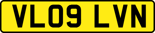 VL09LVN