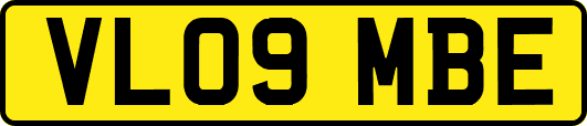 VL09MBE