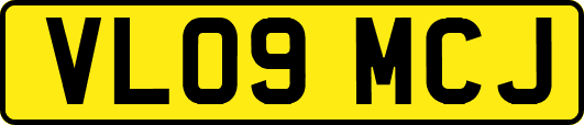 VL09MCJ