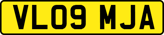 VL09MJA