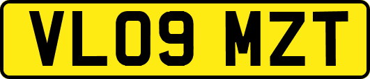 VL09MZT