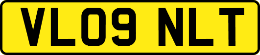 VL09NLT
