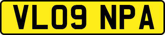 VL09NPA