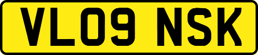 VL09NSK