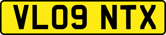 VL09NTX