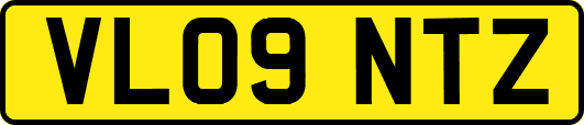 VL09NTZ