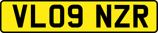 VL09NZR