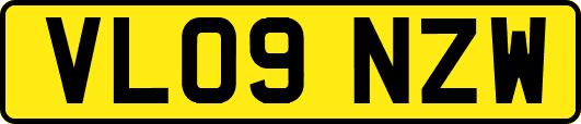 VL09NZW