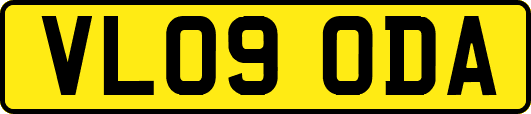 VL09ODA