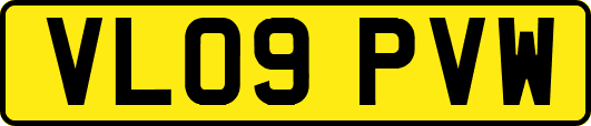 VL09PVW