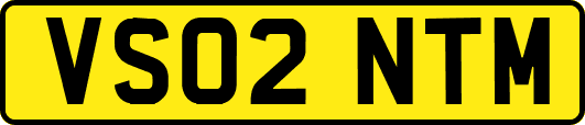 VS02NTM