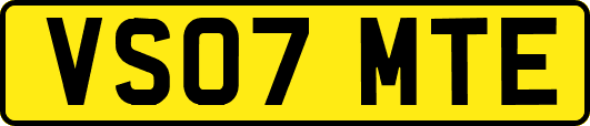VS07MTE