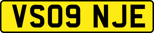 VS09NJE