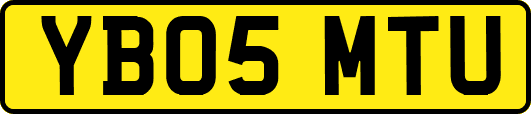 YB05MTU