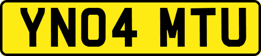 YN04MTU