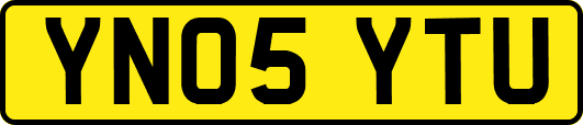 YN05YTU