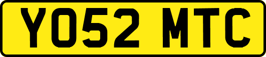 YO52MTC