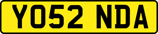 YO52NDA