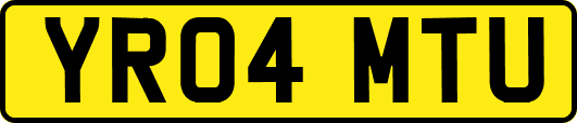 YR04MTU
