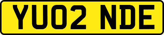 YU02NDE