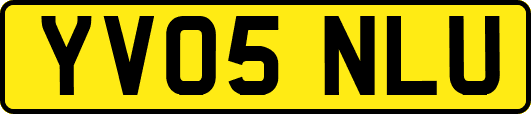 YV05NLU